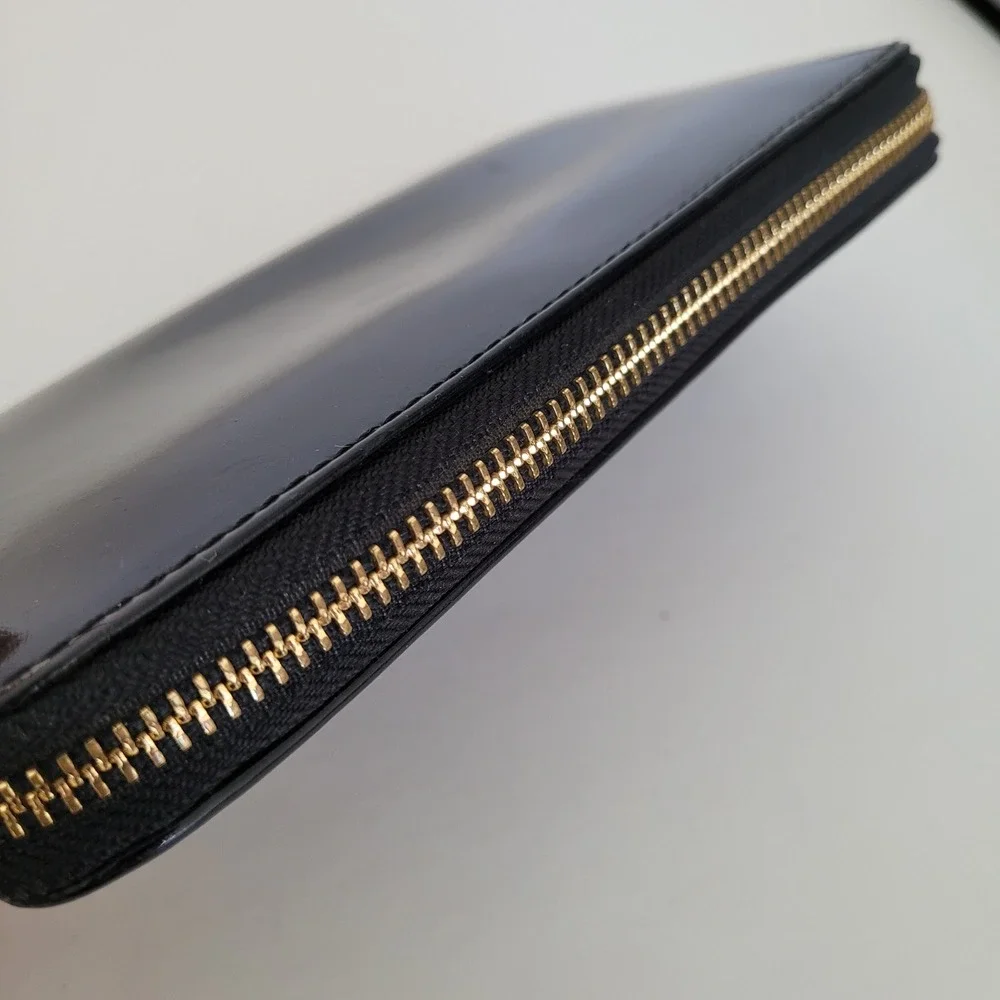 Tory Burch Black Patent Leather Zip Around Wallet Embossed Logo Gold Hardware